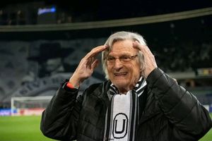 „Mărgelatu'” Florin Piersic a împlinit azi 90 de ani! Marea lui iubire din fotbal: „Bagă golul cum știi tu!"