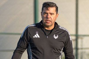 Meci de infarct pentru Cosmin Contra în Qatar: 28 de penalty-uri!