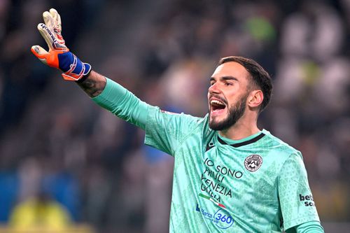 Răzvan Sava n-a făcut parte din lotul lui Udinese pentru meciul cu Verona // FOTO: Imago Images