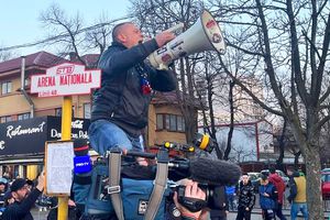 Peluza Nord FCSB fierbe! » Cine a intervenit și i-a oprit pe ultrași să nu le vandalizeze mașinile jucătorilor: „Vă credeți vedete. Prea multă aroganță”