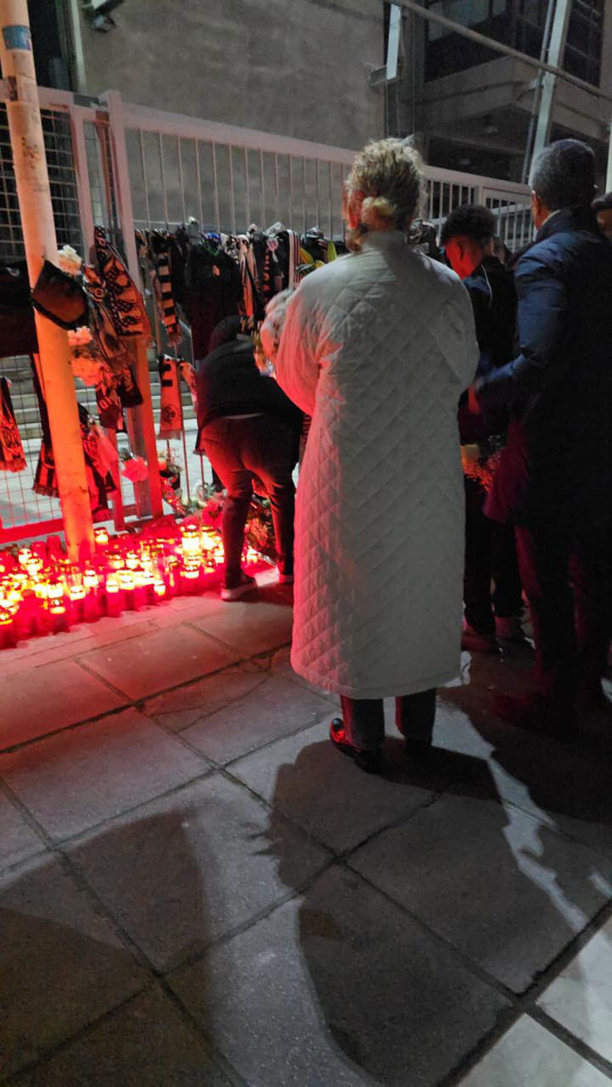 Imagini copleșitoare de la Salonic, după tragedia din România » Cum a apărut și Răzvan Lucescu