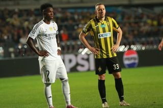 Transfer din Champions League la U Cluj! Fotbalistul de 700.000 de euro semnează contractul