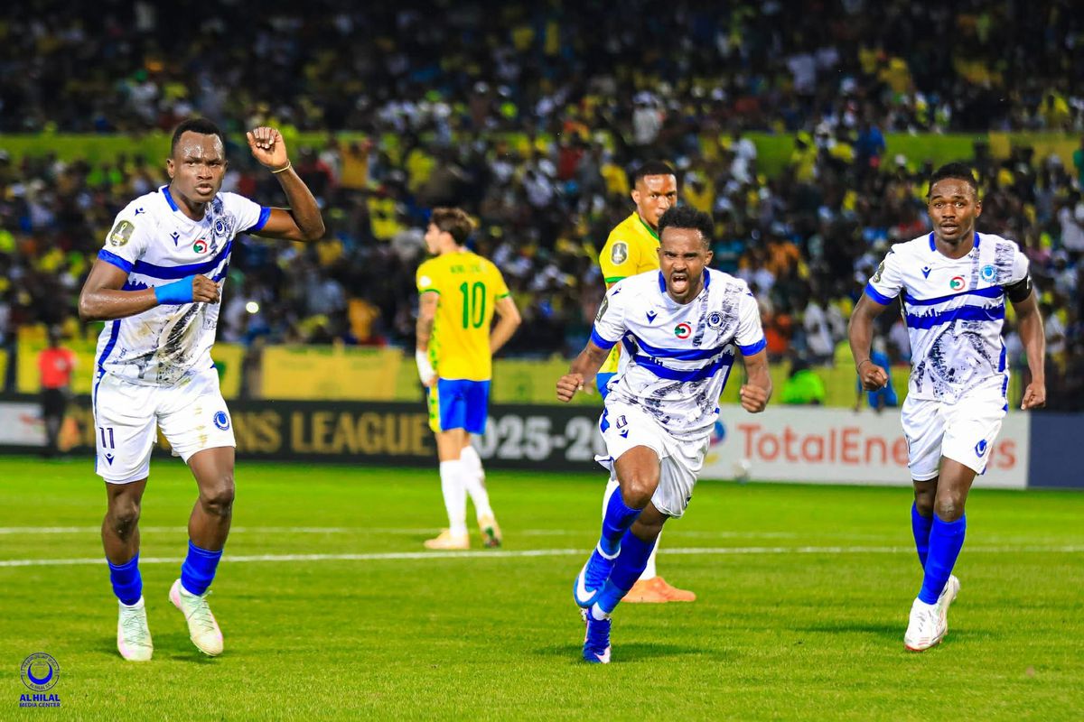 Sărbătoare la echipa lui Reghecampf pe „stil românesc” » Conducătorul a aruncat cu bani în vestiar