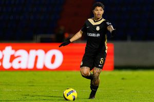 Dan Șucu a mai securizat un transfer: mijlocașul central brazilian s-a înțeles cu Genoa