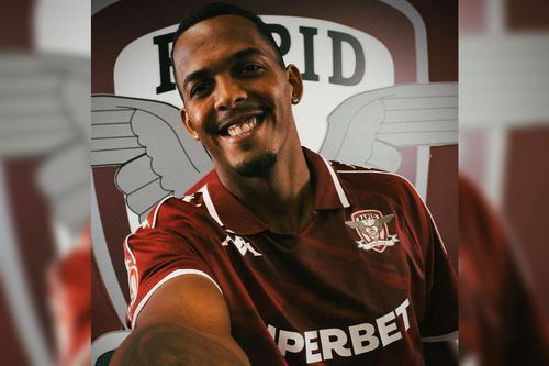 Rapid l-a prezentat oficial pe Talisson/ foto: Facebook @Rapid