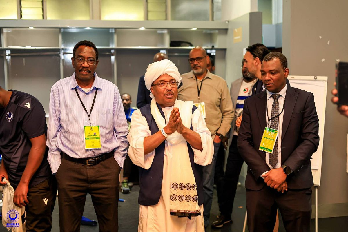 Vicepreședintele lui Al-Hilal Omdurman a aruncat cu bani în vestiar