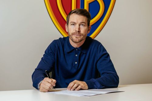 Stephan Lichtsteiner a semnat un contract cu FC Basel până în 2029 / Foto: Imago