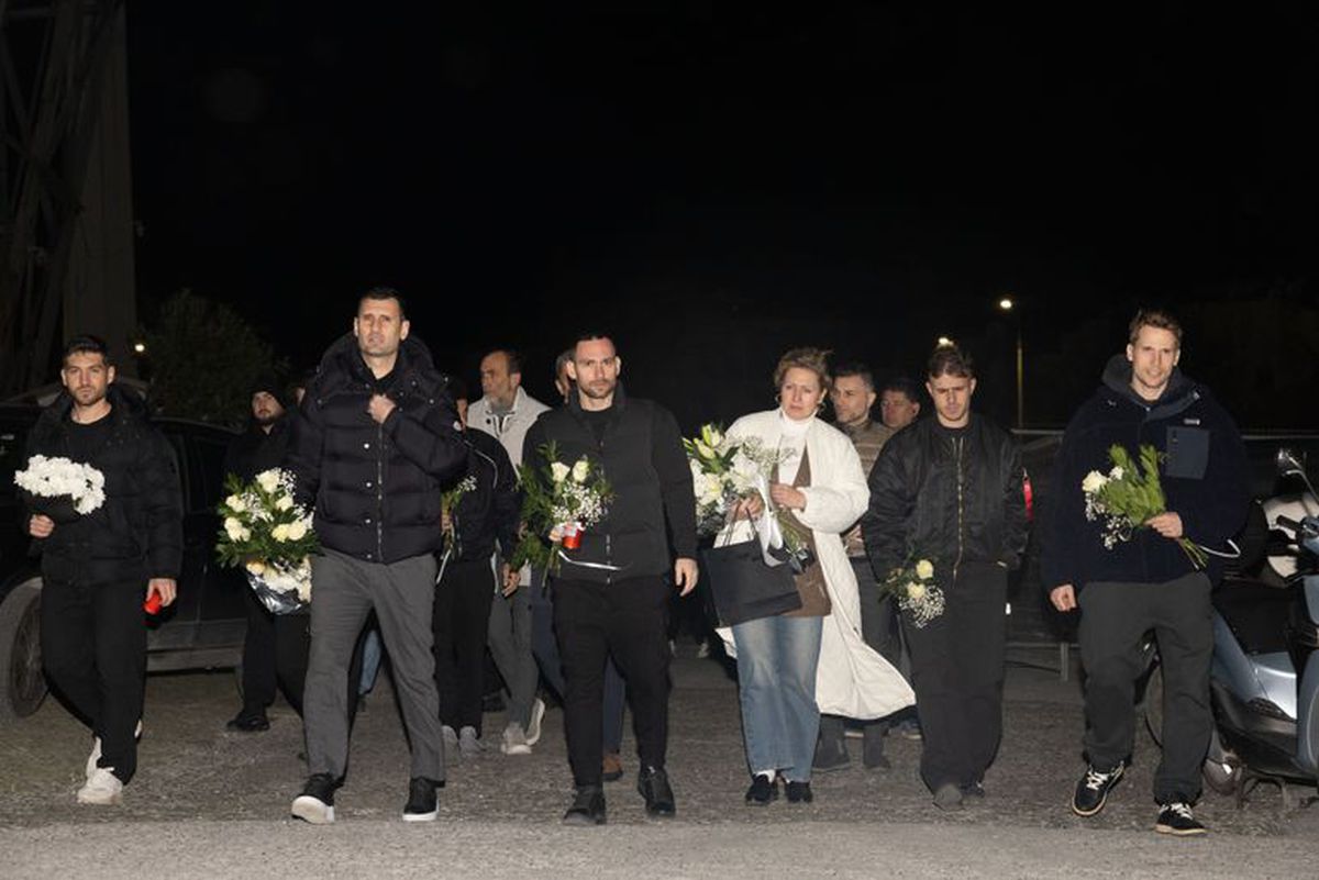 Răzvan Lucescu, la stadionul celor de la PAOK pentru a-i omagia pe suporterii decedați