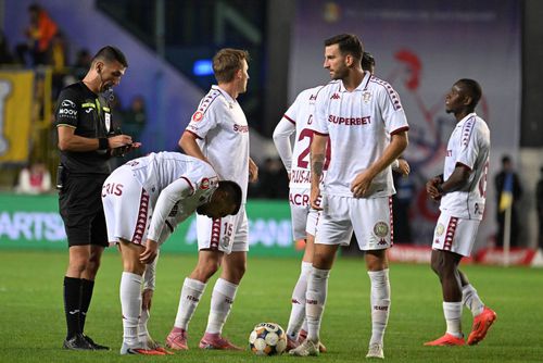 Kramer, de la Rapid, va lipsi în perioada următoare // foto: Imago Images