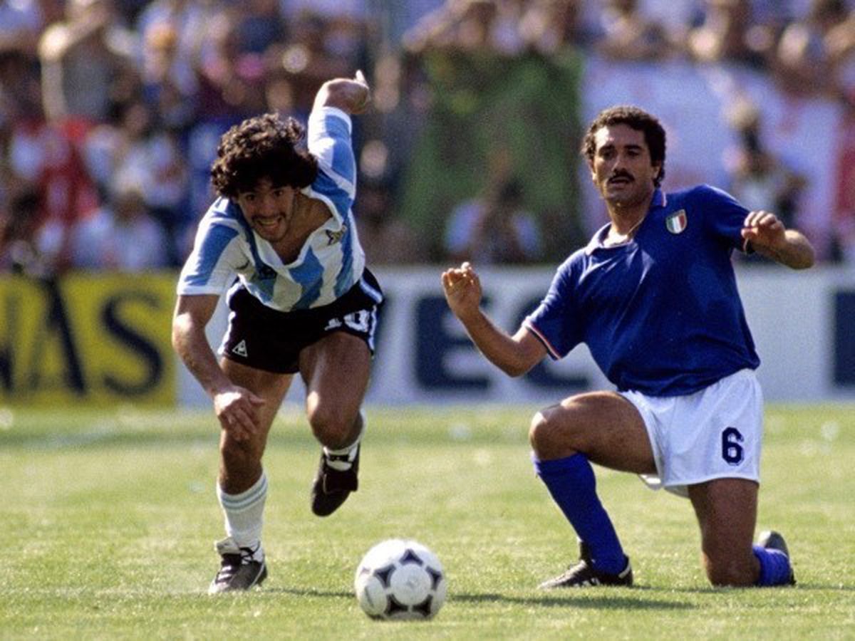 A MURIT MARADONA. Editorial Andrei Niculescu: „Omenirea și-a pierdut «decarul»”