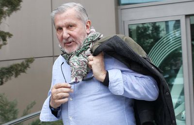 EXCLUSIV // VIDEO Ilie Năstase: „Stăteam în pielea goală și mă uitam la tenis! Îmi aruncau doamnele câte-o ciocolată”