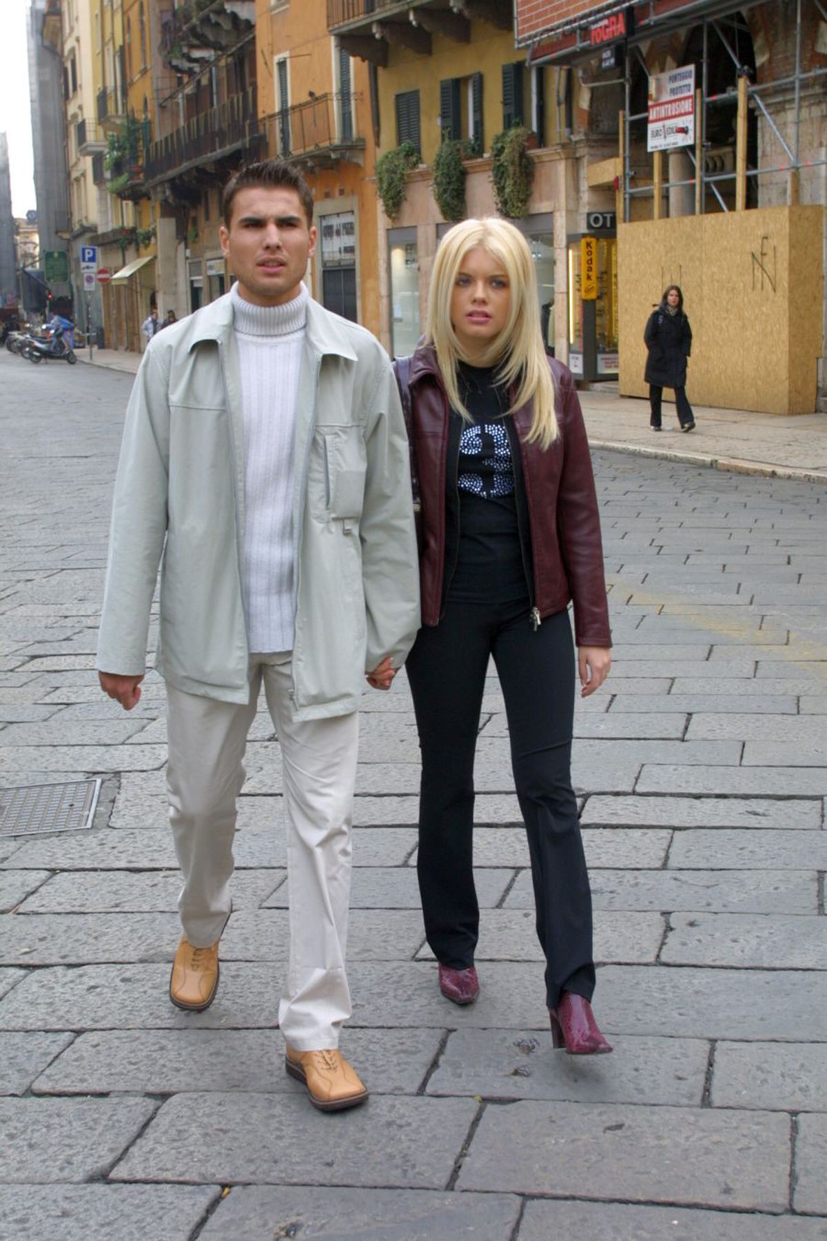 Alexandra Dinu - Adi Mutu