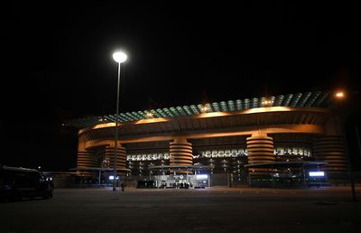 EUROPA LEAGUE, INTER - LUDOGOREȚ // FOTO Atmosferă dezolantă pe Giuseppe Meazza! Ce s-a întâmplat cu fanii care au încercat să asiste la meci
