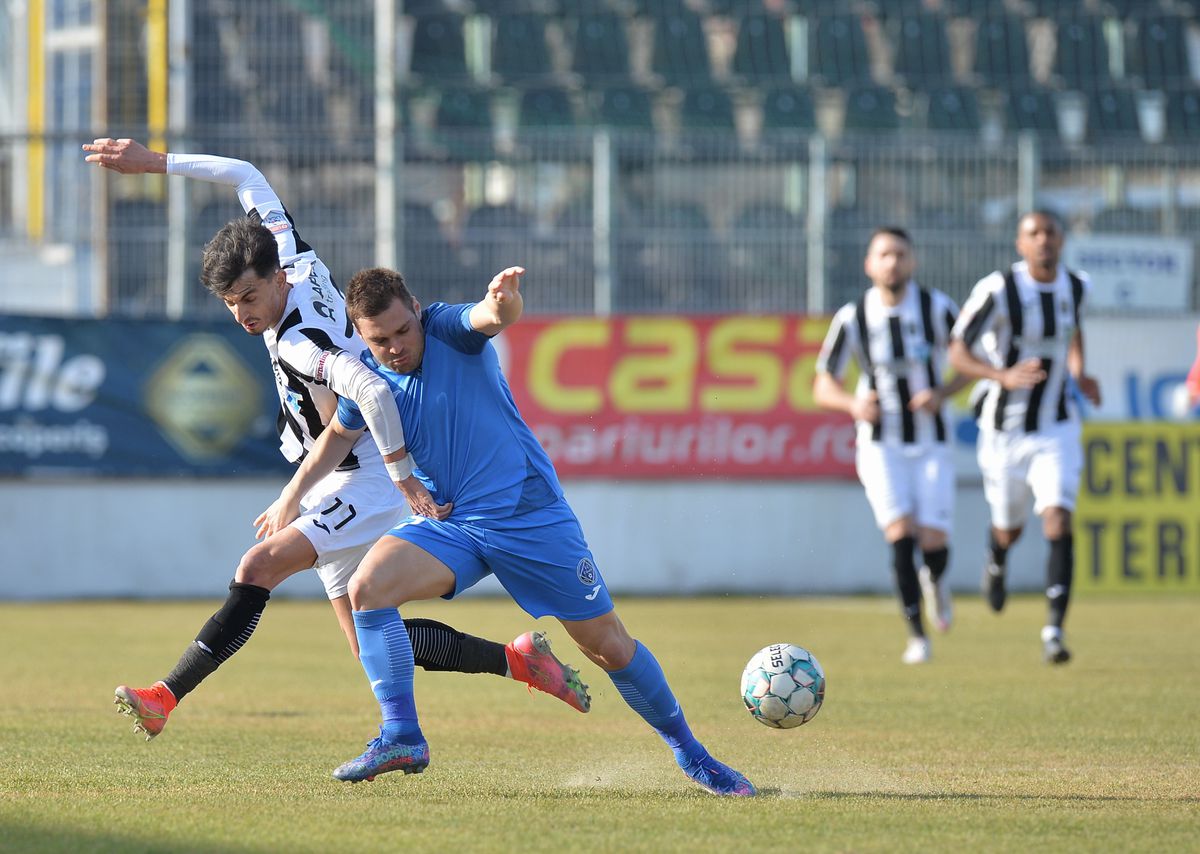 Academica Clinceni - Astra 1-1. VIDEO + FOTO Ilfovenii păstrează avans în lupta pentru play-off, datorită golului senzațional marcat de Adi Popa