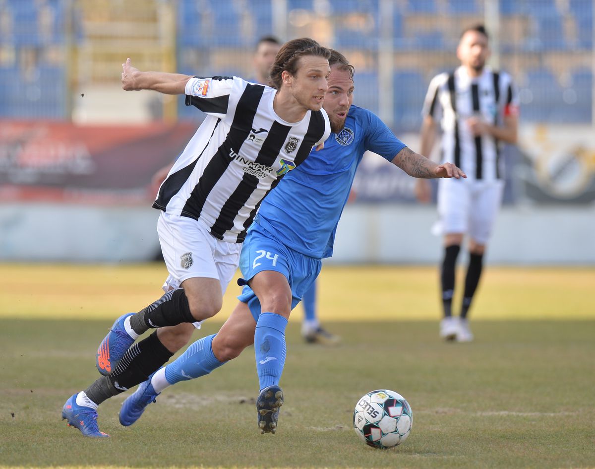 Academica Clinceni - Astra 1-1. VIDEO + FOTO Ilfovenii păstrează avans în lupta pentru play-off, datorită golului senzațional marcat de Adi Popa