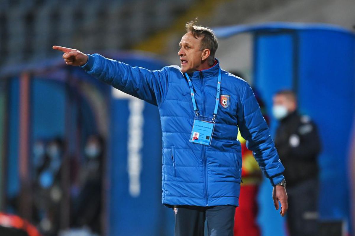 Craiova sare la gâtul lui Burleanu: „Se transformă în agent de jucători, e greșit!”