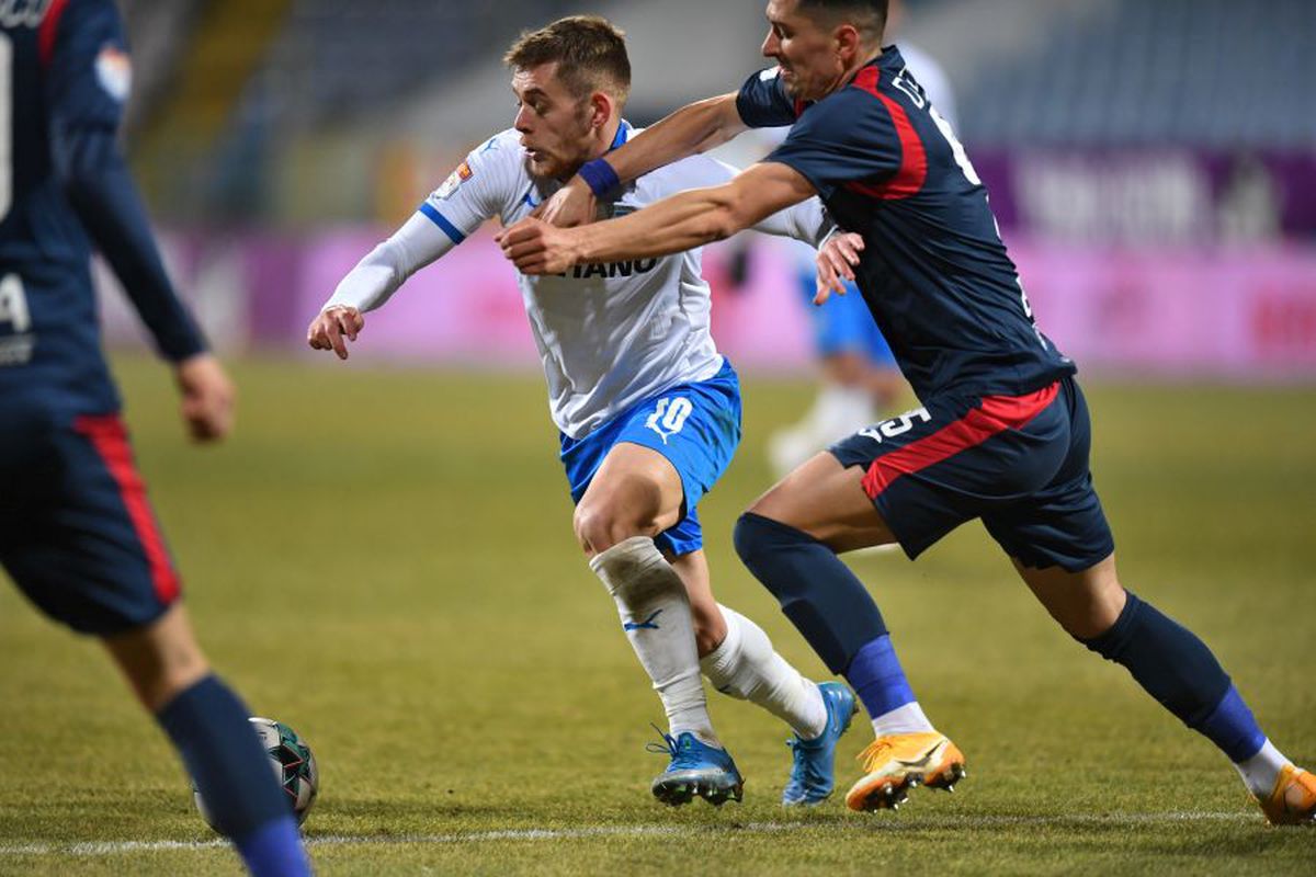 FOTO UPDATE Craiova a cerut două lovituri de pedeapsă în meciul cu Chindia! Verdictul lui Constantin Zotta