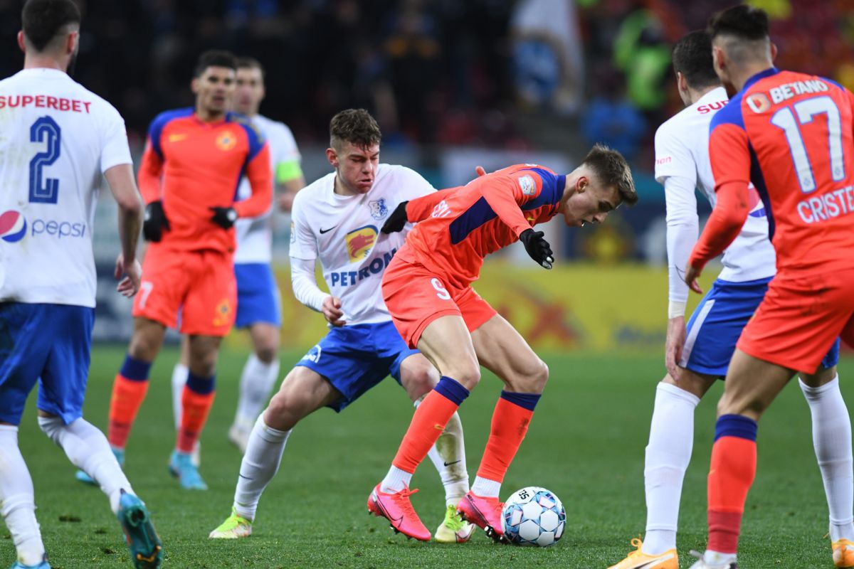 Hagi a venit la conferința de presă de după victoria cu FCSB și a stat un minut: „E a doua oară! E lipsă mare de respect”