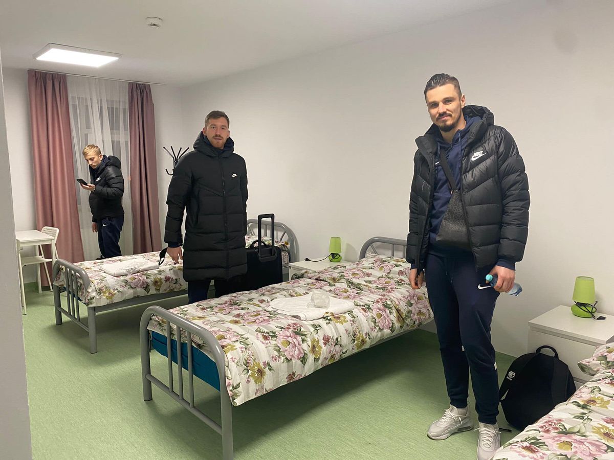 Fotbaliștii unei echipe de primă ligă din Ucraina, refugiați în București » Anunțul făcut de Nicușor Dan