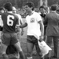 Mircea Lucescu într-un Dinamo - Corvinul din 1982 (foto: arhiva GSP)