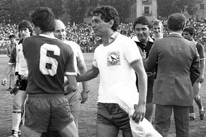 Legenda lui Dinamo, amintire cu Mircea Lucescu: „Am fost adversari direcți”