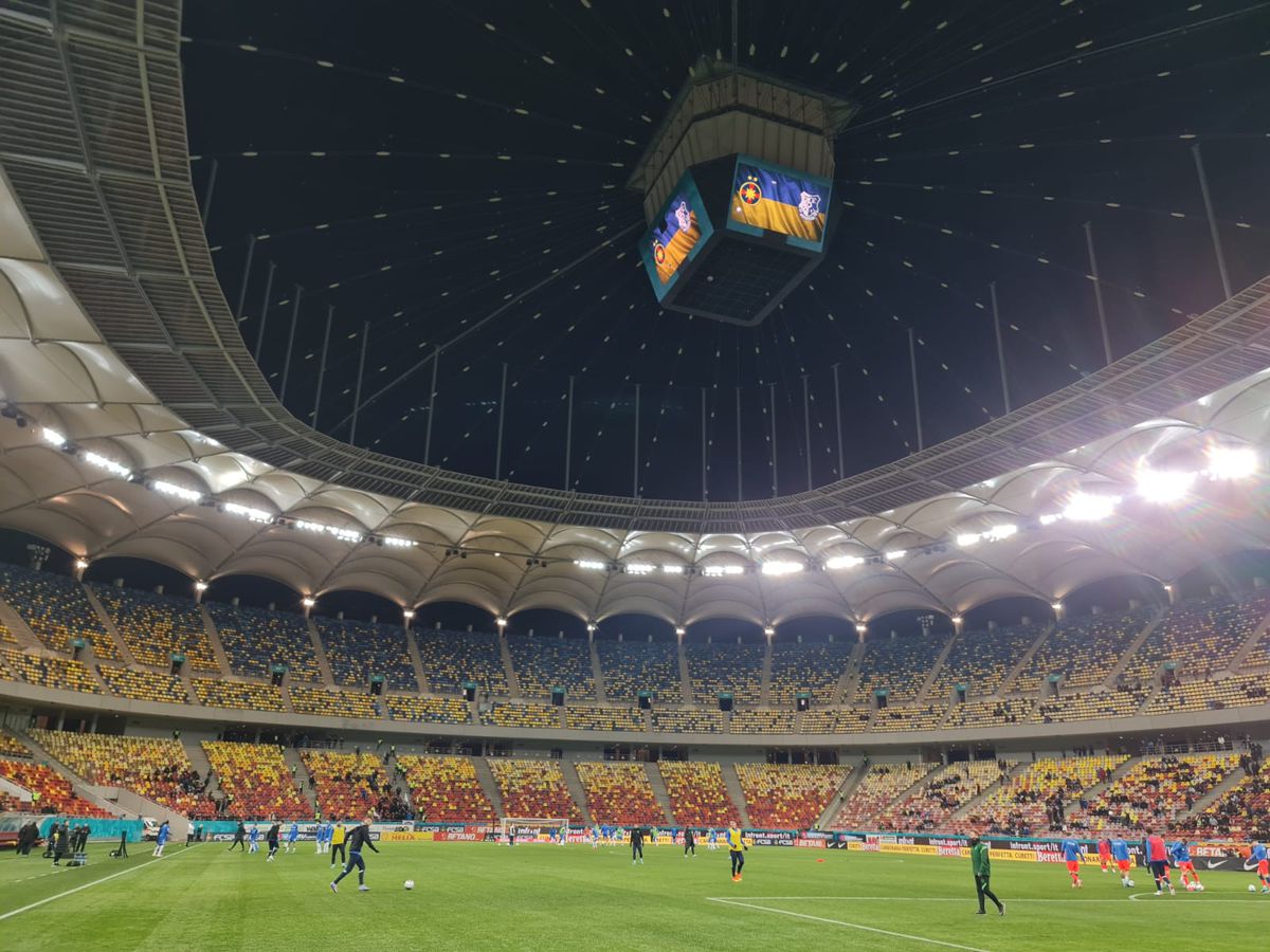 Imaginea specială apărută pe cubul Arenei Naționale și la vestiare înainte de FCSB - Farul