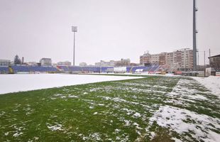 Probleme la Botoșani înainte de meciul cu Rapid » Luni, terenul era acoperit de zăpadă