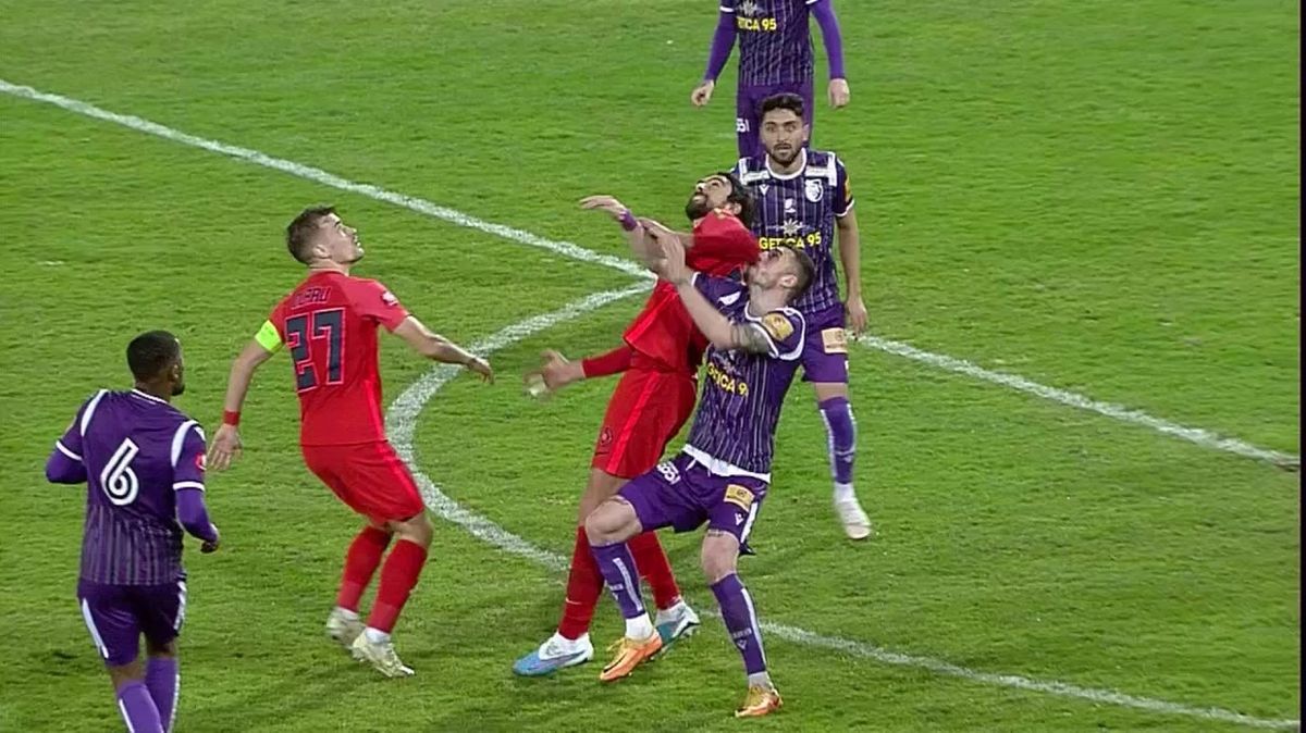 CFR reclamă o fază din FC Argeș - FCSB: „Poate fi viciere de rezultat”