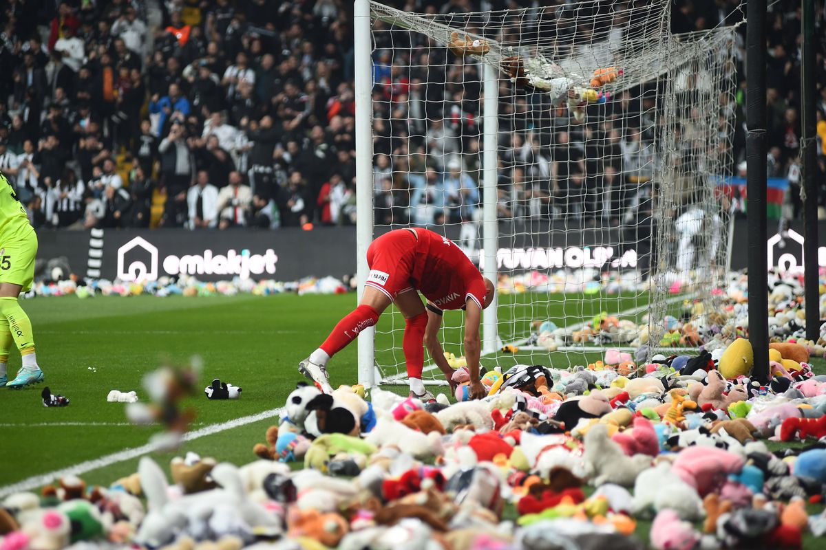 Alexandru Maxim, cu ochii în lacrimi pe stadion, la Istanbul