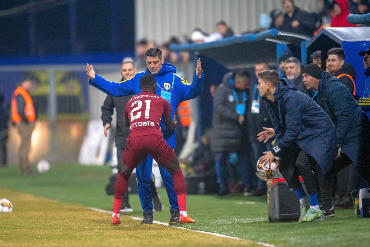 Fază controversată la Petrolul - CFR Cluj: arbitrul Găman nu a văzut un penalty în prima repriză!