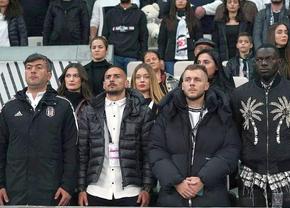 Alexandru Maxim, cu ochii în lacrimi pe stadion, la Istanbul. Meciul lui Beșiktaș a fost întrerupt pentru un moment emoționant