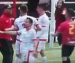 Imagini reprobabile la un meci de tineret! Un minor a intervenit pentru a-și opri tatăl care a lovit un jucător