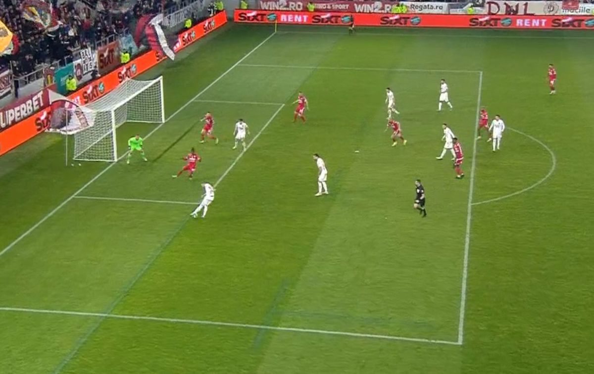 Decizie de neînțeles în Dinamo - Hermannstadt » Ofsaid dictat de VAR după o minge venită de la adversari! Balonul intrase în poartă