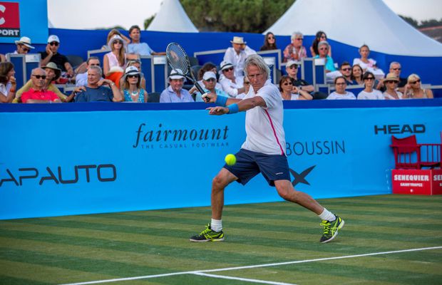 Cântăreața italiană a vrut să se răzbune pe fostul soț, o legendă a tenisuluI: „Votați-mă! Vreau să-l enervez”