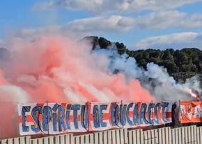 Ultrașii lui Atletico au afișat un banner surpriză la antrenamentul lui Horațiu Moldovan: „Spiritul BucureștiuluI” » Ce semnificație are mesajul
