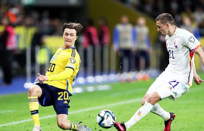 Drama internaționalului de 28 de ani » A leșinat în casă și e la terapie intensivă cu o boală misterioasă!