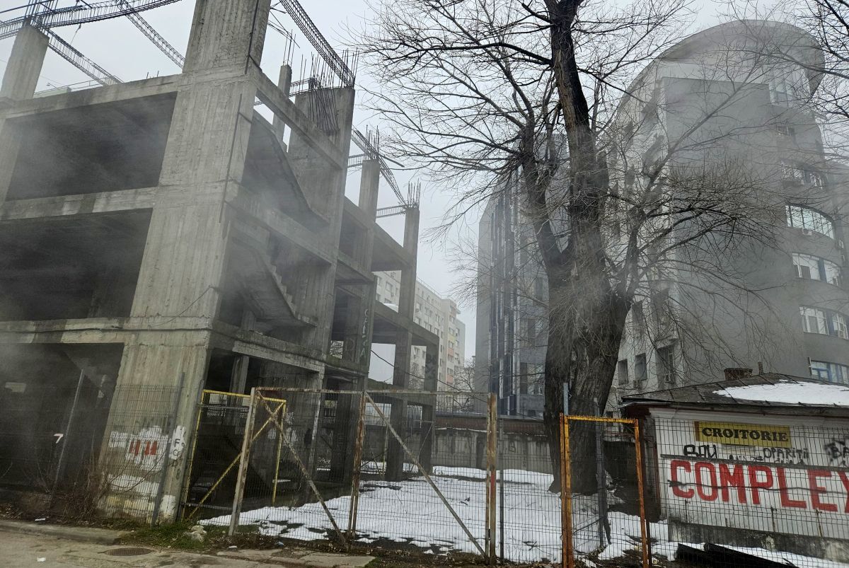 Clădirea-fantomă de lângă stadionul „Dinamo” » Aici ar fi trebuit să fie sediul clubului: paragină în loc de lux, 30 de ani mai târziu