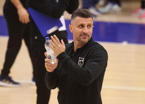 Transferuri-șoc în handbalul românesc! Aduce selecționerul și jumătate din echipa vicecampioană