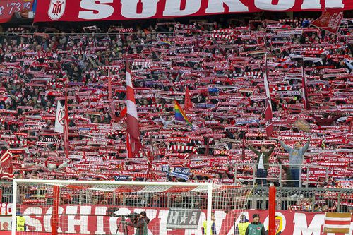 Bayern Munchen a atins pragul de 400.000 de membri. Foto: Imago