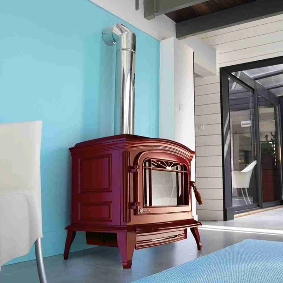 Cum să alegi cea mai eficientă sobă pe lemne pentru casa ta