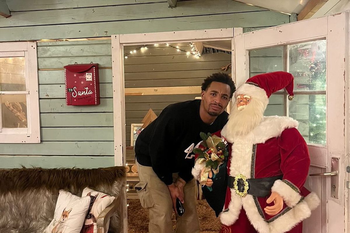 Originar din Alaska, student în California, naturalizat de Portugalia, a ajuns să joace în România: „Îmi plac gulașul și cașul pane”