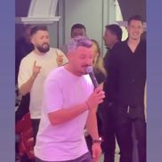 Constantin Budescu a luat microfonul și a început să cânte la aniversarea sa. Foto: Captură tiktok