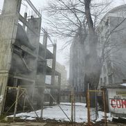 Așa arată azi clădirea în paragină de lângă stadionul Dinamo / FOTO: Remus Dinu (GSP.ro)