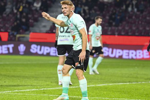 Laszlo Dioszegi, patronul de la Sepsi, crede că echipa lui mai are doar 5% șanse să prindă play-off-ul. Covăsnenii sunt pe locul 7, la 5 puncte de Dinamo și Rapid, echipele de pe 5 și 6, cu două etape rămase de jucat din sezonul regular/ foto Imago Images