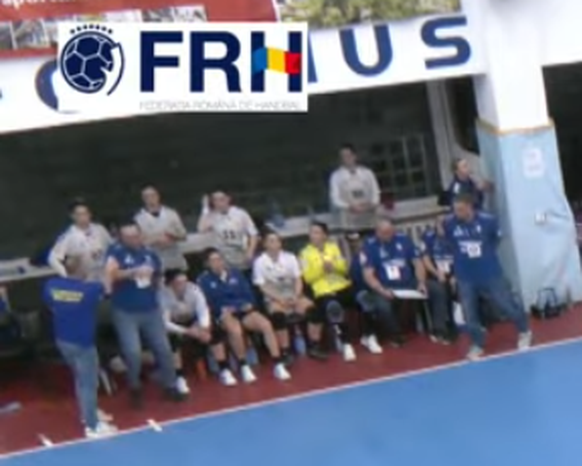 Incidente reprobabile în Liga Națională de handbal! L-a bruscat pe antrenorul adversarei