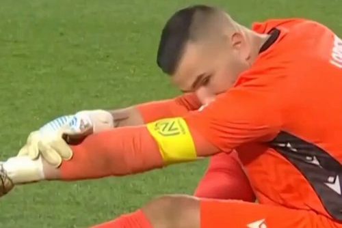 Anthony Lopes a simulat o accidentare pentru a le permite colegilor să întrerupă postul Ramadanului /  foto: X @The_NewArab