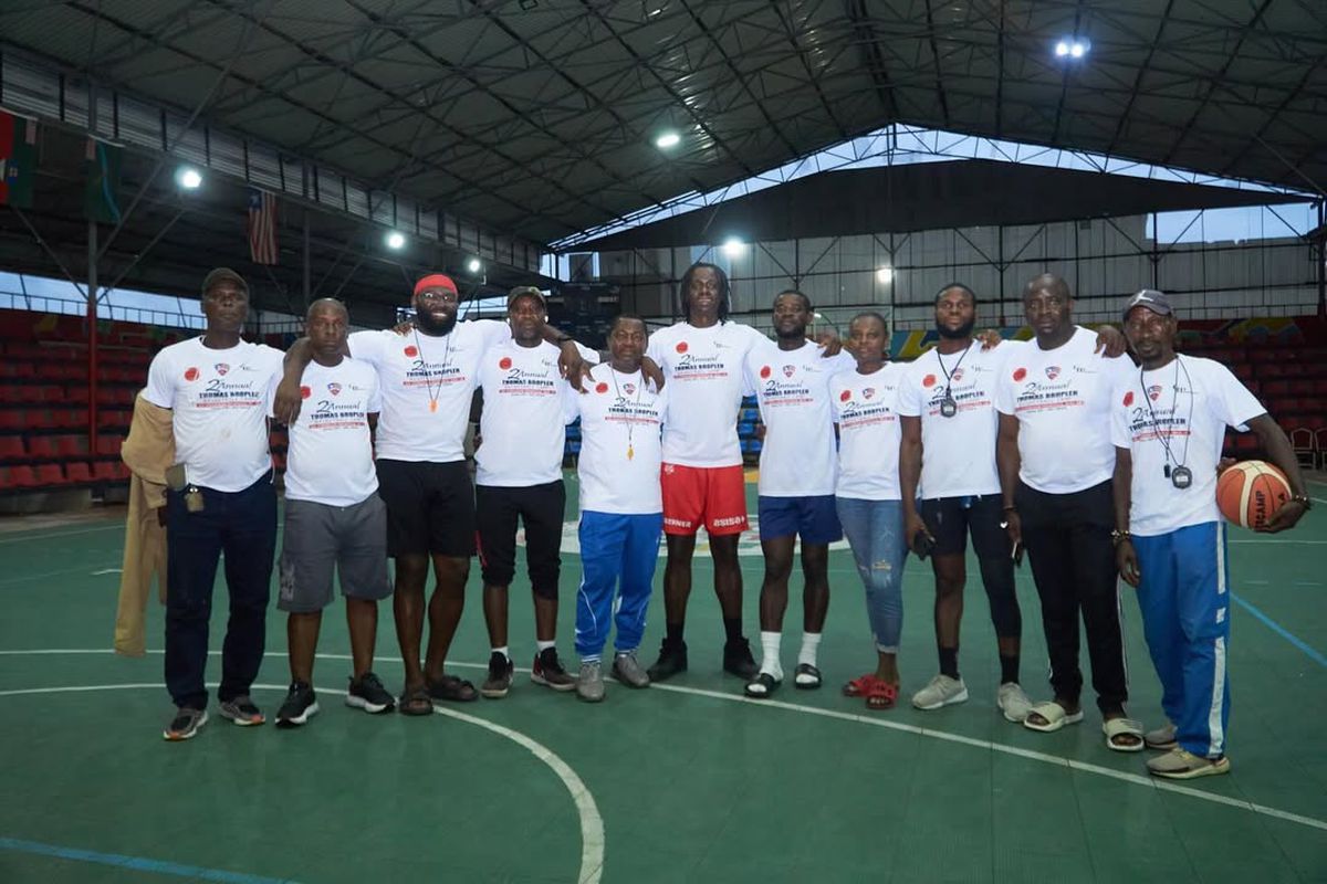 Thomas Bropleh, jucătorul lui CSM Oradea care organizează tabere de baschet în Liberia