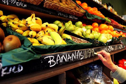Fructele atinse de oameni în magazine pot fi un real pericol, avertizează specialiștii. foto: Guliver/Getty Images