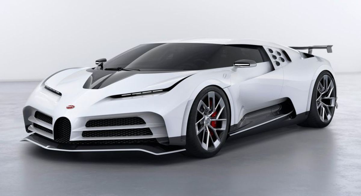 GALERIE FOTO Cristiano Ronaldo sparge toate recordurile: și-a luat o mașină la un preț incredibil!