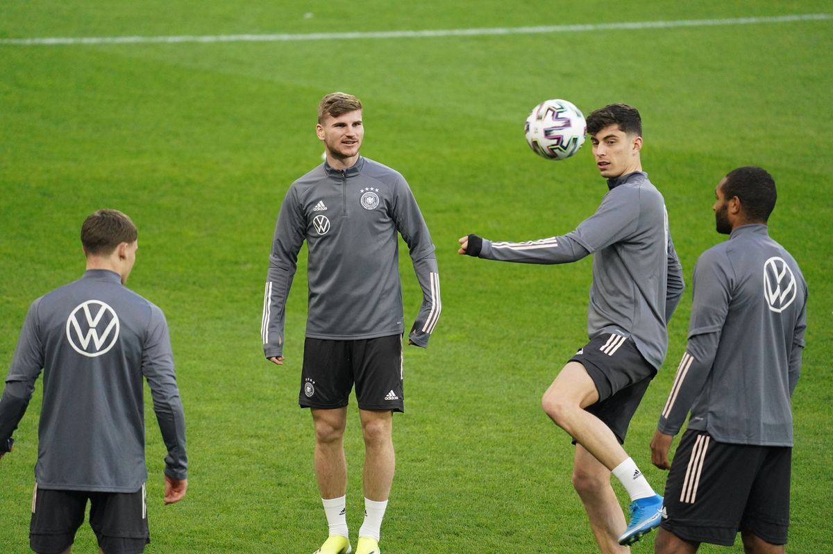 Mirel Rădoi cere atenție maximă în privința unui fotbalist al Germaniei: „Este «motorul» echipei, stăm aproape de el”